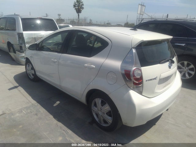 Toyota Prius C One/three/two/four 2014 JTDKDTB39E1064299 Image 4