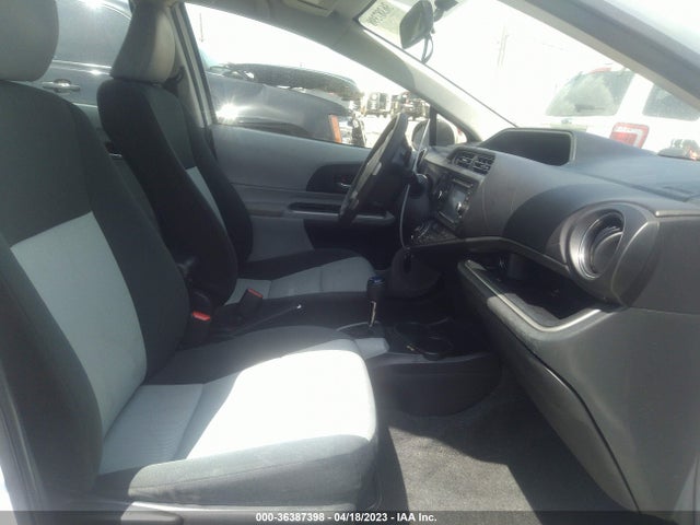 Toyota Prius C One/three/two/four 2014 JTDKDTB39E1064299 Image 6