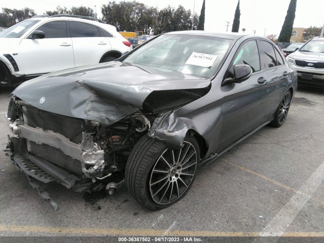 55SWF4JB0HU226017 Mercedes-Benz C-class C 300
