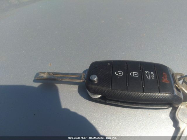 KNAGM4A79E5466166 KIA Optima Lx