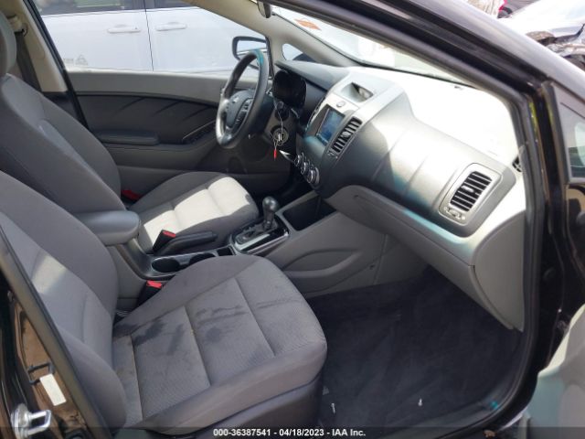 3KPFK4A77HE077104 KIA FORTE LX