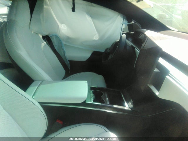 2022 TESLA MODEL X PLAID VIN: 7SAXCBE68NF354665