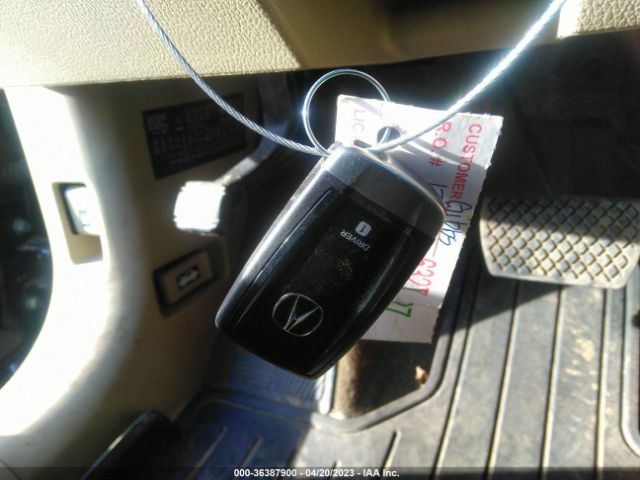 5J8TB4H35HL000956 Acura RDX