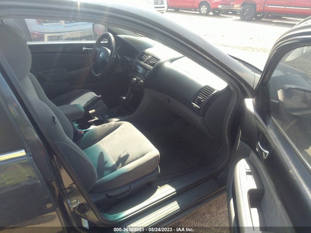 2005 HONDA ACCORD SDN LX VIN: 1HGCM56475A118526