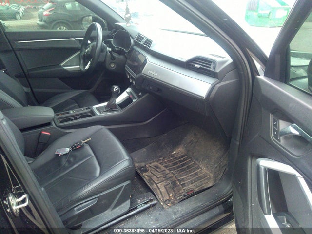 WA1AECF3XL1021553 Audi Q3 PREMIUM