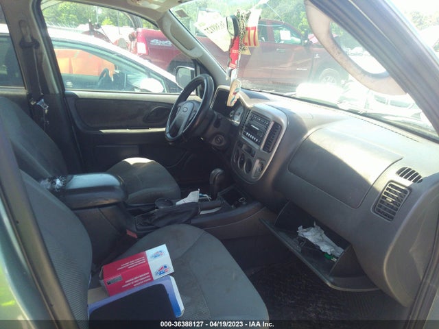 2006 FORD ESCAPE XLT VIN: 1FMYU03116KA55271