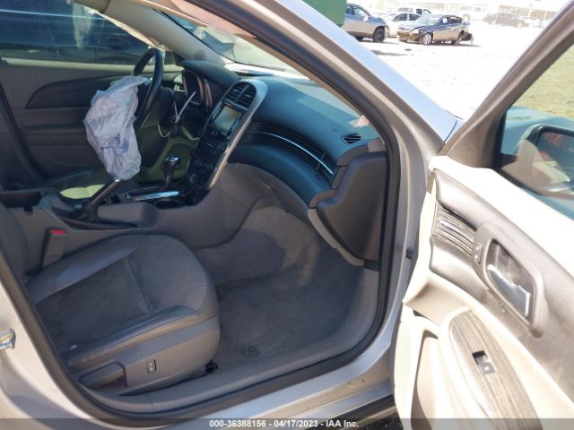 1G11E5SL1EF123992 Chevrolet MALIBU 2LT