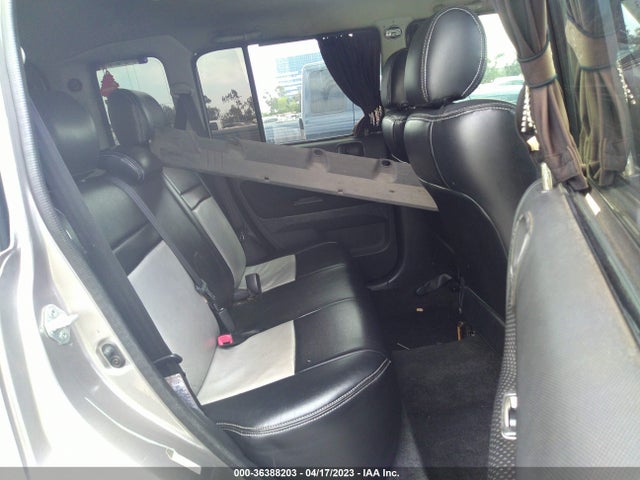 2005 SCION XB VIN: JTLKT334150171707
