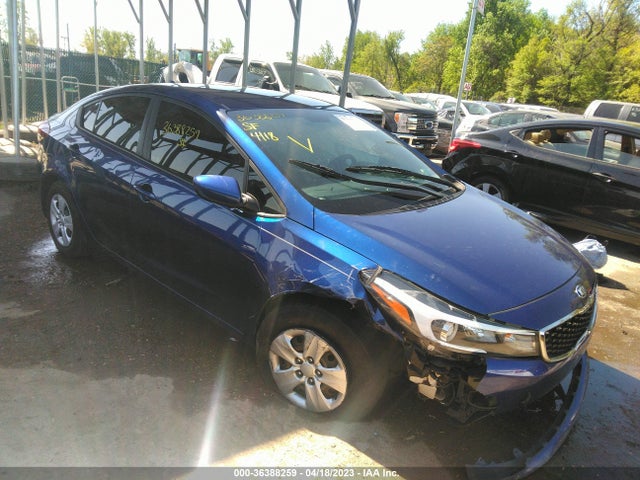 KIA FORTE LX 2018 3KPFK4A79JE231141 Image 1