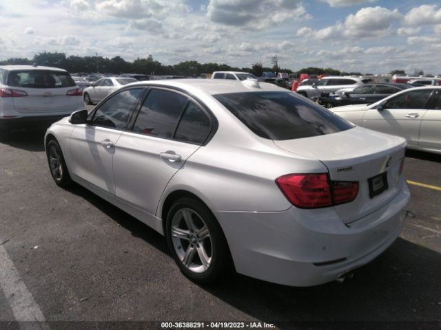 WBA3A5C5XFP604151 BMW 3 Series 328i