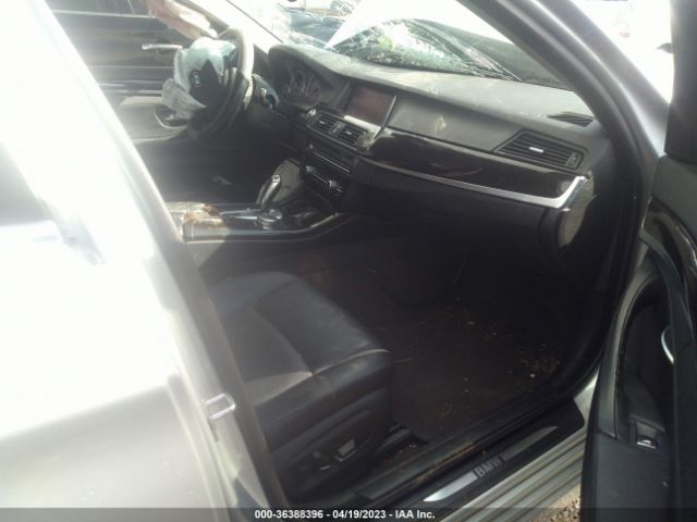 WBA5B1C53FD921978 BMW 5 Series 535i