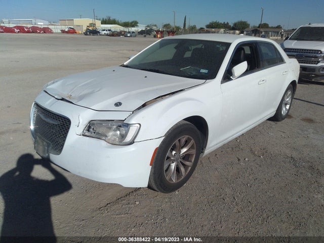2C3CCAAG3FH807062 Chrysler 300 Limited