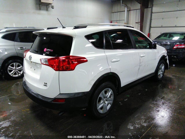Toyota RAV4 LE 2015 2T3BFREV0FW345307 Image 4