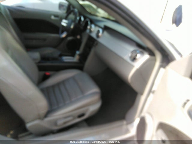 2009 FORD MUSTANG GT VIN: 1ZVHT82H195107180