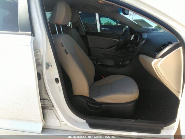 KNAGM4A78E5467552 KIA Optima Lx