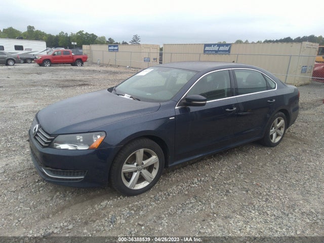 1VWAS7A39EC047613 Volkswagen Passat Wolfsburg Ed