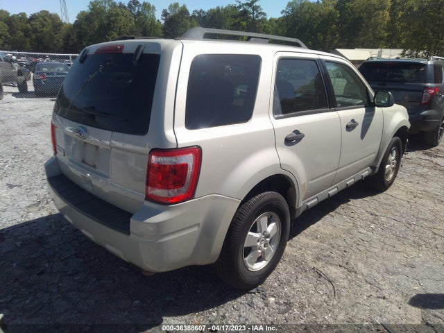 2009 FORD ESCAPE XLT VIN: 1FMCU03G79KB29814