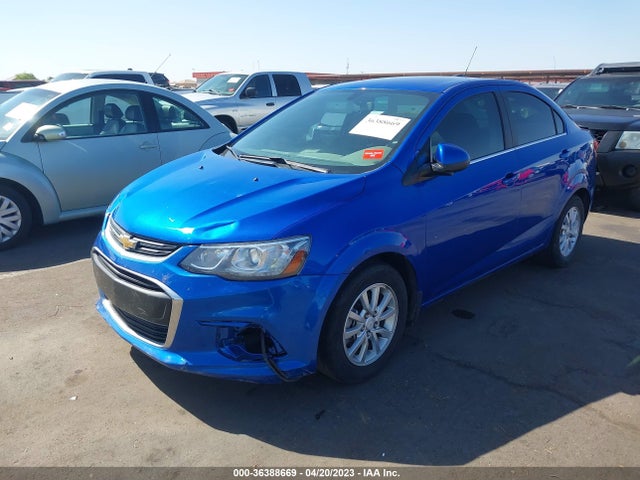 Chevrolet SONIC LT 2020 1G1JD5SB9L4103508 Image 2