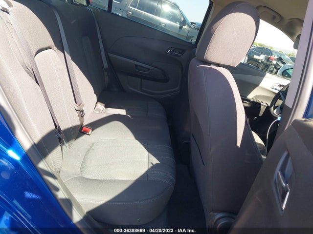 Chevrolet SONIC LT 2020 1G1JD5SB9L4103508 Image 8