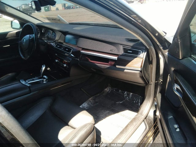 2011 BMW 7 SERIES 750LI XDRIVE VIN: WBAKC8C50BC433919