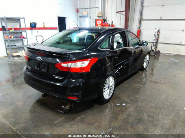 Ford Focus Titanium 2014 1FADP3J26EL459365 Image 4