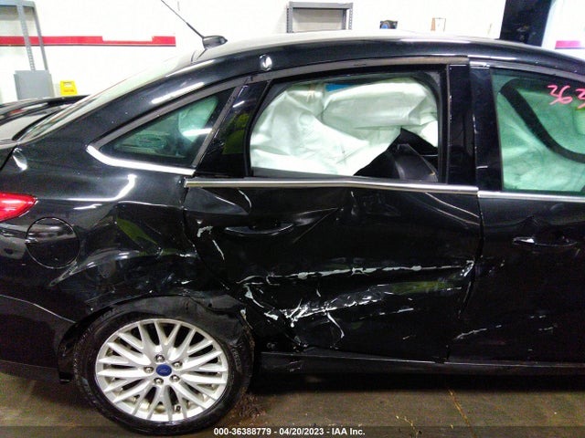 Ford Focus Titanium 2014 1FADP3J26EL459365 Image 6