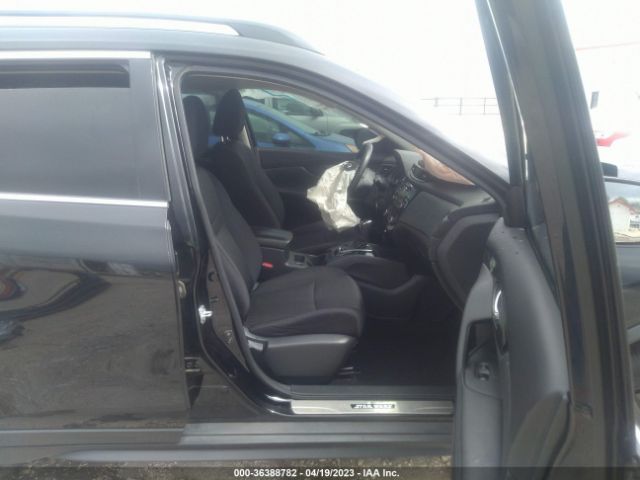 5N1AT2MT1HC758804 Nissan ROGUE SV