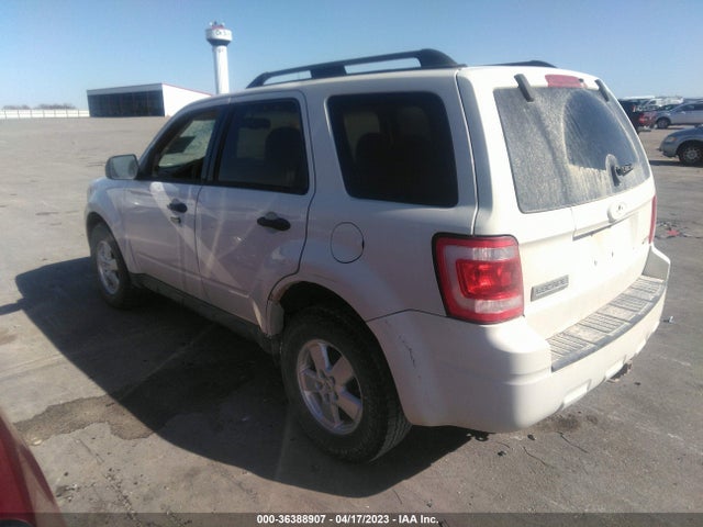 2009 FORD ESCAPE XLT VIN: 1FMCU93G29KC46138