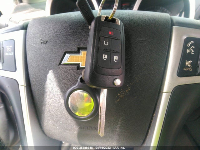 Chevrolet EQUINOX LT 2017 2GNFLFE39H6233098 Image 3