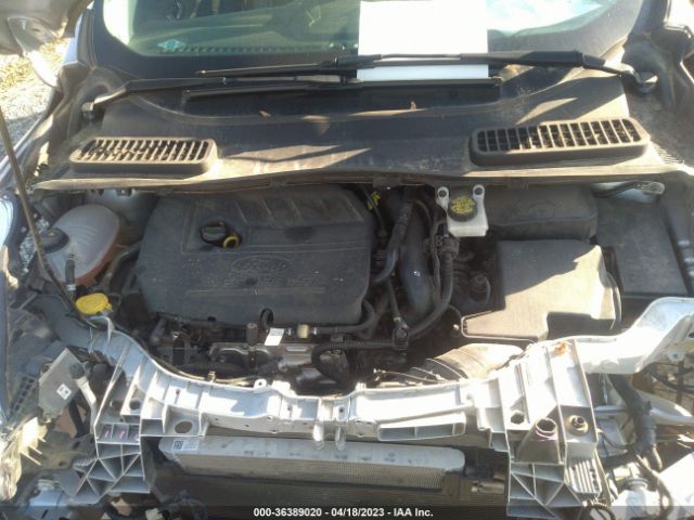 1FMCU0GD0HUE00747 Ford ESCAPE SE