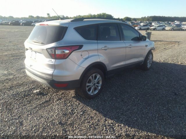 1FMCU0GD0HUE00747 Ford ESCAPE SE