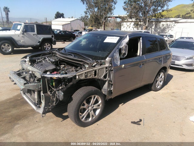 JA4AD3A35EZ018056 Mitsubishi Outlander Se
