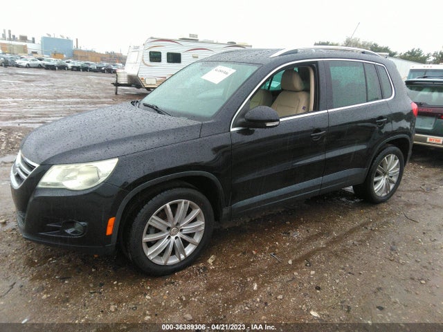 2009 VOLKSWAGEN TIGUAN SE VIN: WVGAV75N69W535195
