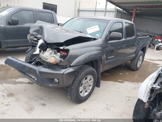 Toyota Tacoma Prerunner 2014 3TMJU4GN5EM171199 Image 2