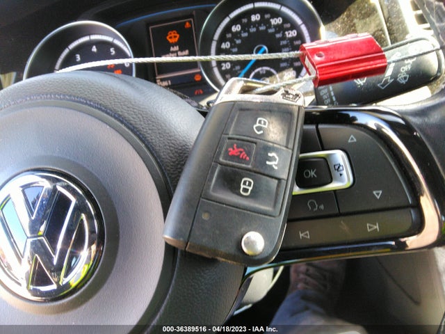 2016 Volkswagen Golf R, VIN: WVWUF7AU6GW155184