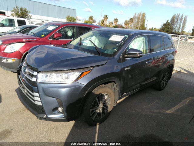 2018 Toyota Highlander, VIN: 5TDJGRFH5JS049646