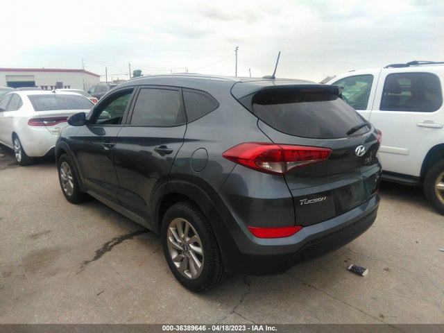 Hyundai TUCSON SE 2017 KM8J33A4XHU261022 Image 3