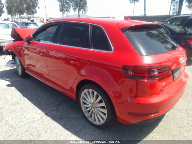 WAUTPBFF6GA050371 Audi A3 E-tron Premium Plus