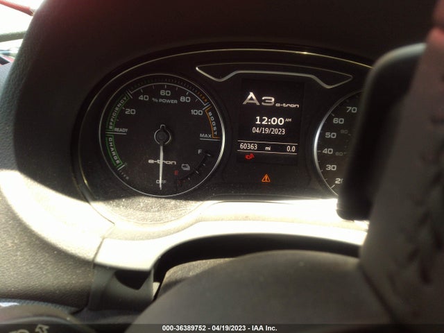 WAUTPBFF6GA050371 Audi A3 E-tron Premium Plus