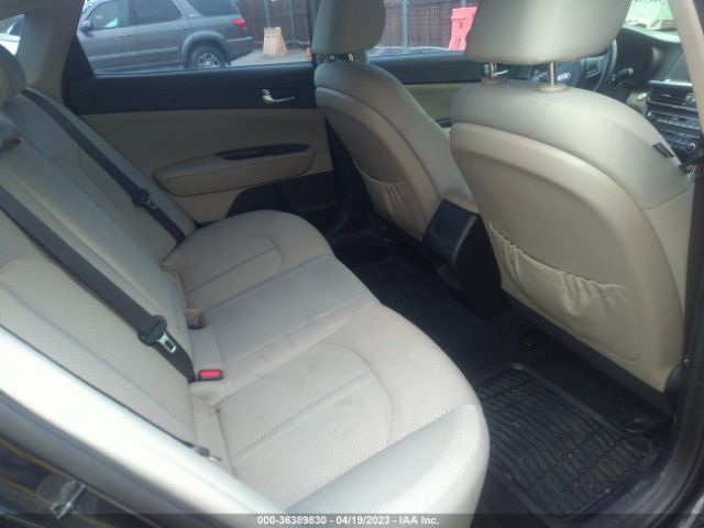 KNAGT4LC8H5006935 KIA Optima Hybrid Base