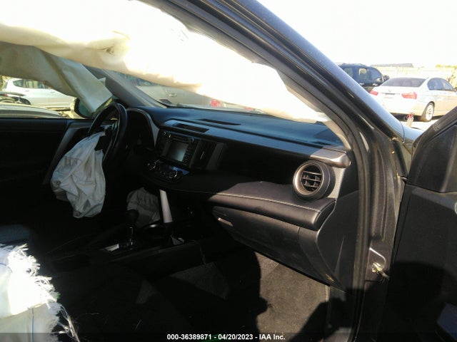 2018 TOYOTA RAV4 XLE/ADVENTURE VIN: JTMRFREV3JJ719253