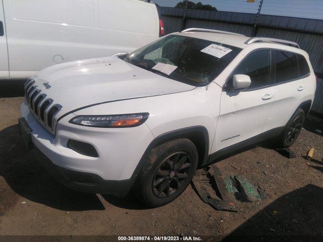 1C4PJMCSXGW214873 Jeep Cherokee Latitude