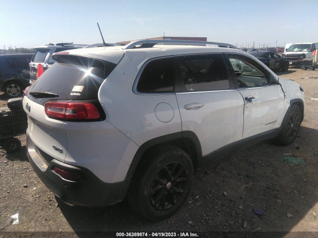 1C4PJMCSXGW214873 Jeep Cherokee Latitude