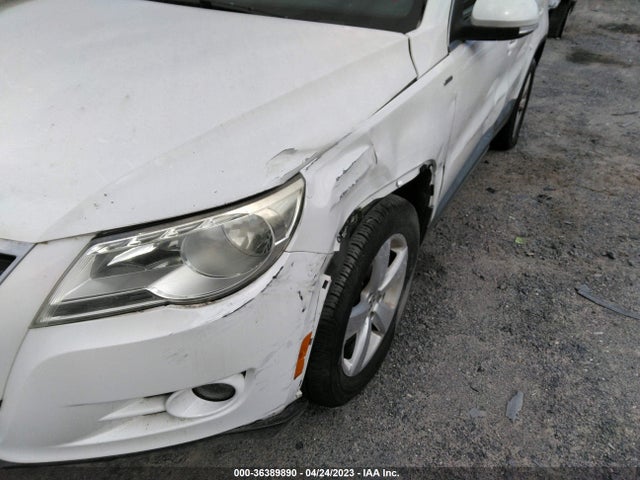 2010 VOLKSWAGEN TIGUAN WOLFSBURG VIN: WVGAV7AX2AW533097