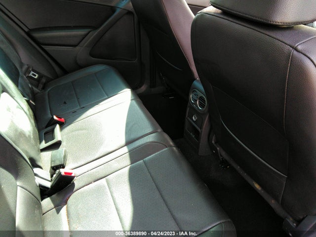 2010 VOLKSWAGEN TIGUAN WOLFSBURG VIN: WVGAV7AX2AW533097