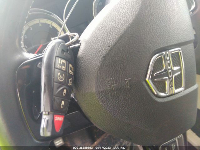 2C4RDGCG0KR772603 Dodge Grand Caravan Sxt