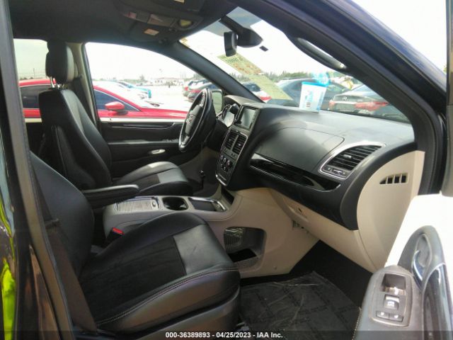 2C4RDGCG0KR772603 Dodge Grand Caravan Sxt