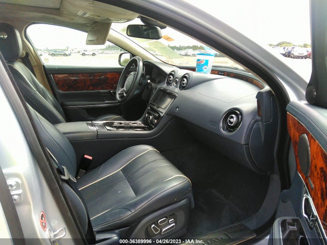 2015 Jaguar XJ, VIN: SAJWA1CZ7F8V75215
