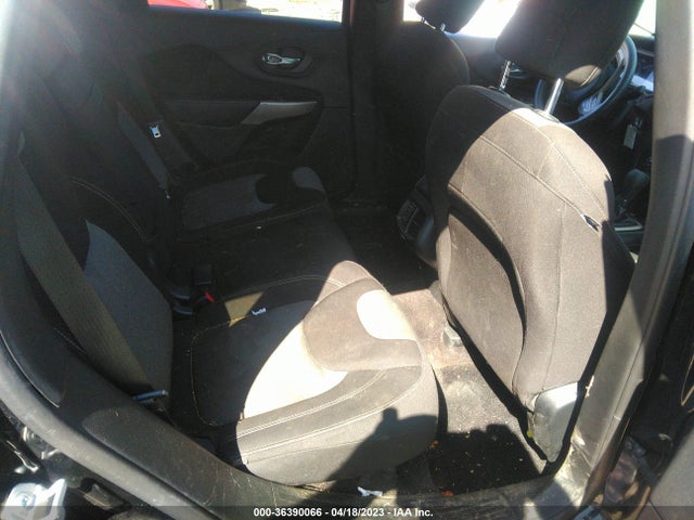 2018 JEEP CHEROKEE LATITUDE VIN: 1C4PJLCBXJD504009