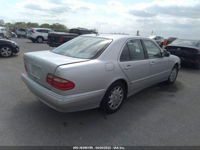 2000 MERCEDES-BENZ E-CLASS VIN: WDBJF65J6YB030318